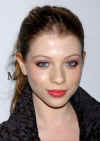 michelle-trachtenberg-jenni-kayne-fashion-show-oct-27-2004-hq-02-0750.jpg (110013 bytes)