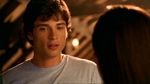 smallville201_570.jpg