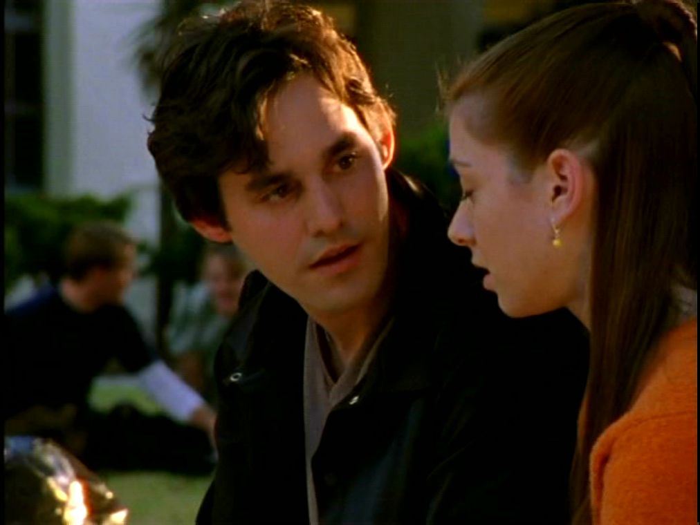 s1 xander-willow b1x06 sc 03-M
